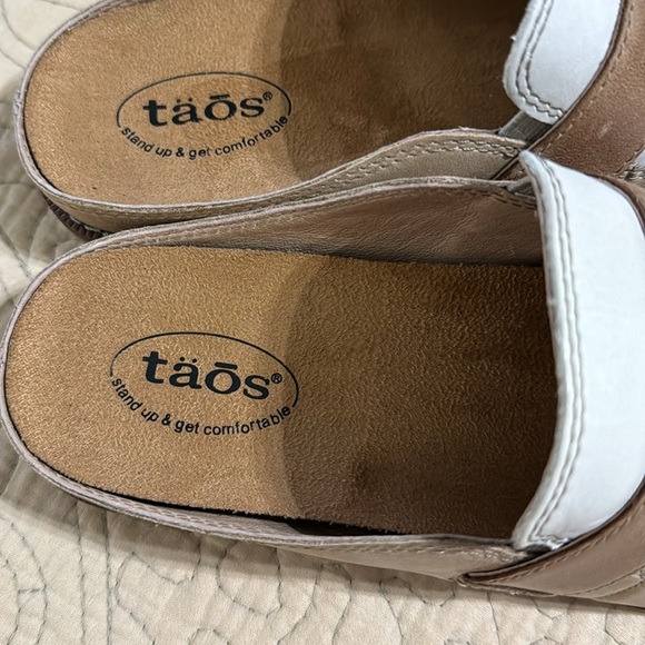 Taos Footwear NWOB Women’s Royal Slip On Mule - Picture 4 of 10